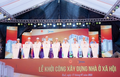 Công trường Nhà ở xã hội West Sky rộn tiếng máy reo